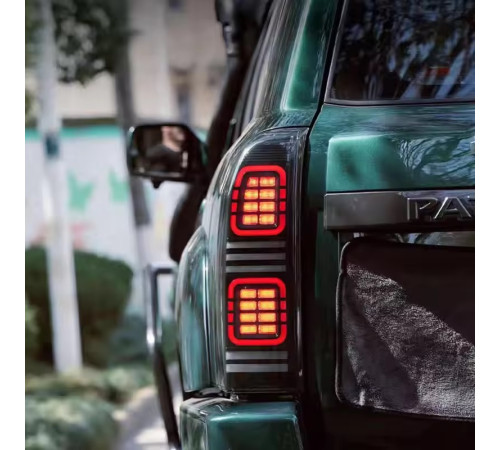 Задні ліхтарі Smoke Black LED (2004-2008, 2 шт) для Nissan Patrol Y61 1997-2011 рр.