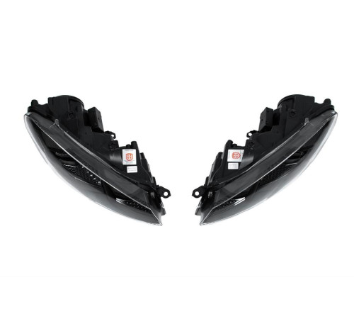 Передні фари Golf 7 Style Black (2 шт) для Volkswagen Golf 6 2008-2014 рр.