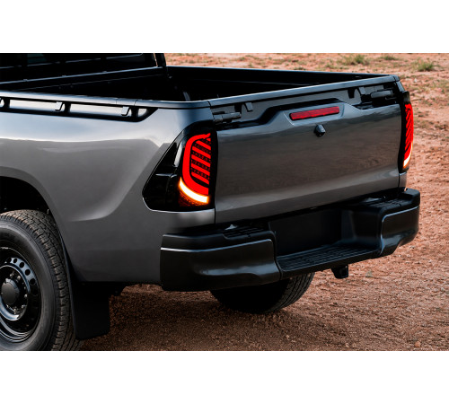 Задні ліхтарі V1 (2 шт) для Toyota Hilux 2015- рр.