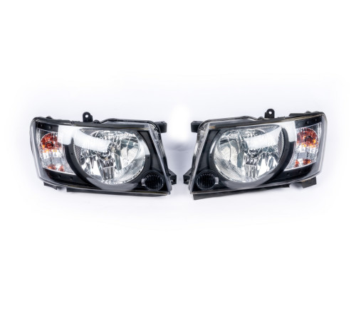 Передня оптика Safari Black (2004-2008, 2шт) для Nissan Patrol Y61 1997-2011 рр.