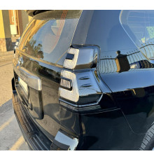 Задні ліхтарі BlackEdition V1 (2017-2023, 2 шт) для Toyota Land Cruiser Prado 150 2009-2023 рр.